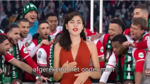 Feyenoord is bekerwinnaar 2024! Het team van trainer Arne Slot pakte de prijs zondag in de eigen Kuip tegen N.E.C., dat met 1-0 werd verslagen.